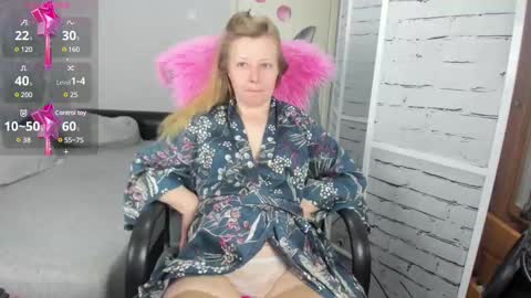 funny_bunny4 online show from 02-22-25, 07:58