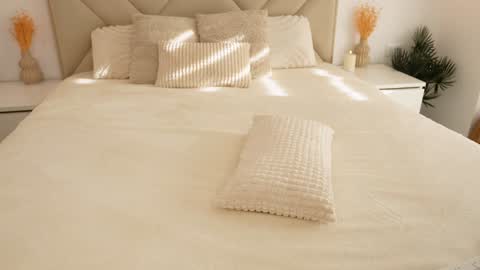 Katy Noel -  online show from 11-26-25, 11:22