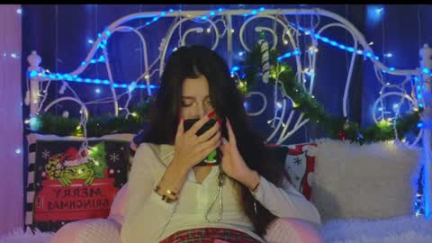 Tiffany online show from 01-04-25, 02:25