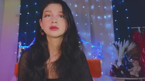 Tiffany online show from 02-17-25, 12:32