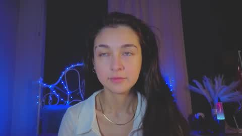 Tiffany online show from 10-01-25, 01:44