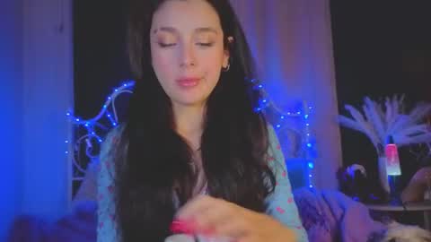 Tiffany online show from 10-12-25, 01:59