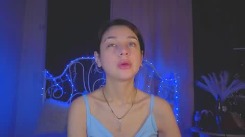 Tiffany online show from 11-09-25, 01:59