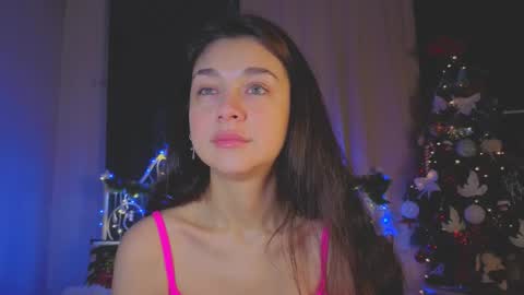 Tiffany online show from 12-23-25, 01:14