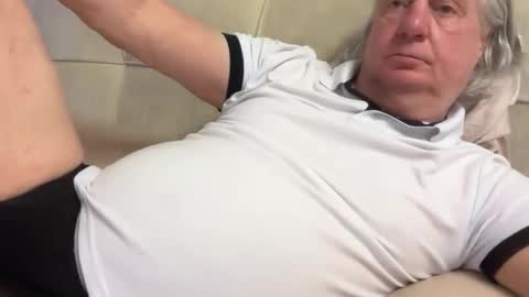 funnyhans online show from 05-14-26, 06:26