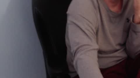 Snapshot of funnyme1234 chatting on 11-10-25, 05:45 jerry online show from 11-10-25, 05:45