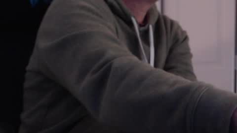 Snapshot of funnyme1234 chatting on 11-20-25, 06:29 jerry online show from 11-20-25, 06:29