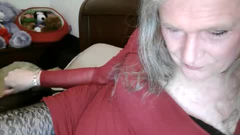 Jessie Love online show from 04-12-26, 09:25