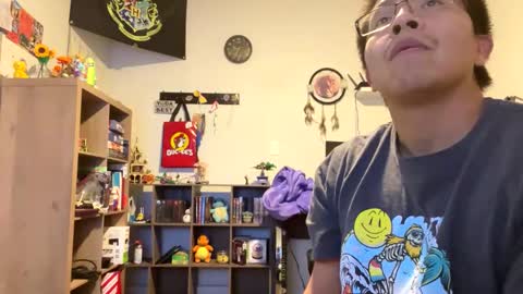 Snapshot of furburgermuncher89 chatting on 12-30-24, 04:31 furburgermuncher89 online show from 12-30-24, 04:31