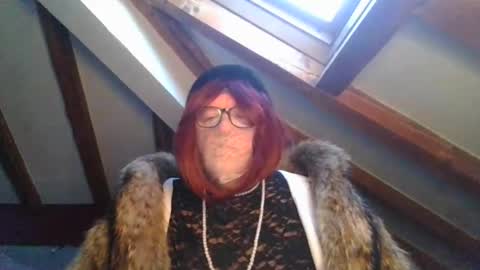 Dany online show from 05-17-26, 05:42