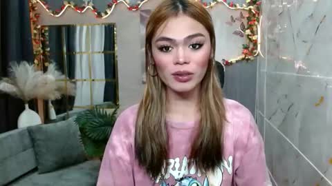 Snapshot of fushialore chatting on 05-25-26, 01:11 fushialore online show from 05-25-26, 01:11