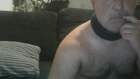 Snapshot of futbolin95 chatting on 12-19-24, 01:39 futbolin95 online show from 12-19-24, 01:39