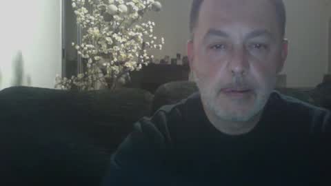 Snapshot of futbolin95 chatting on 12-25-24, 05:05 futbolin95 online show from 12-25-24, 05:05