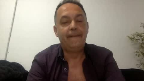 Snapshot of futbolin95 chatting on 10-25-25, 11:54 futbolin95 online show from 10-25-25, 11:54