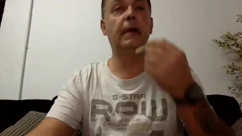 Snapshot of futbolin95 chatting on 11-27-25, 11:18 futbolin95 online show from 11-27-25, 11:18