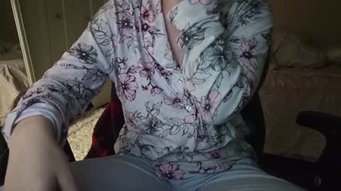 Snapshot of fuxkme_jen chatting on 12-28-24, 11:37 fuxkme_jen online show from 12-28-24, 11:37