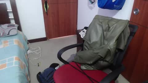 andrew online show from 10-27-25, 01:59