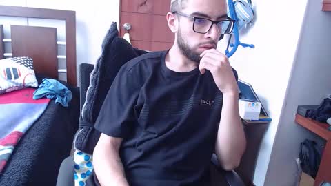 andrew online show from 02-03-26, 06:35