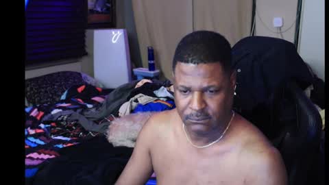 Snapshot of fyrecontrol chatting on 12-30-24, 04:53 seldom seen online show from 12-30-24, 04:53