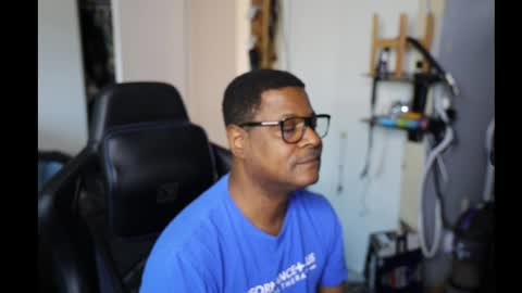 Snapshot of fyrecontrol chatting on 01-27-25, 11:22 seldom seen online show from 01-27-25, 11:22