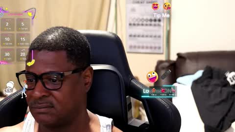 Snapshot of fyrecontrol chatting on 10-19-25, 01:39 seldom seen online show from 10-19-25, 01:39