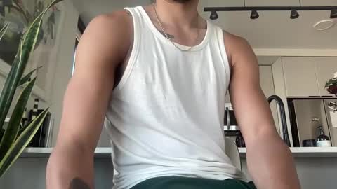 Snapshot of g00ndaddy chatting on 05-13-26, 01:30 G00NDaddy online show from 05-13-26, 01:30