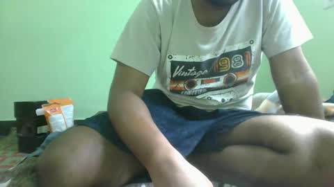 Snapshot of g0lu_ chatting on 12-22-24, 05:23 Nunnu online show from 12-22-24, 05:23
