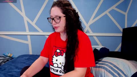 Snapshot of gaaby_ chatting on 01-20-25, 11:13 gaaby  online show from 01-20-25, 11:13