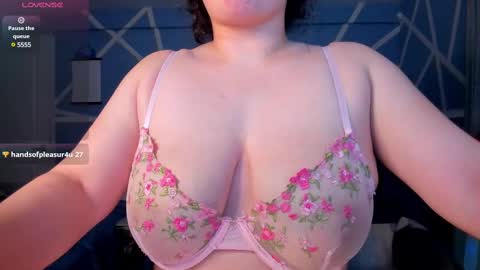 Snapshot of gaaby_ chatting on 02-24-25, 06:05 gaaby  online show from 02-24-25, 06:05