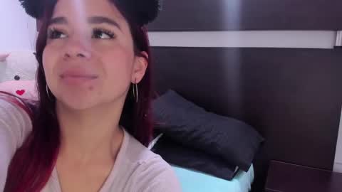 Snapshot of gabby_evanns chatting on 01-19-25, 12:28 gabby_evanns online show from 01-19-25, 12:28