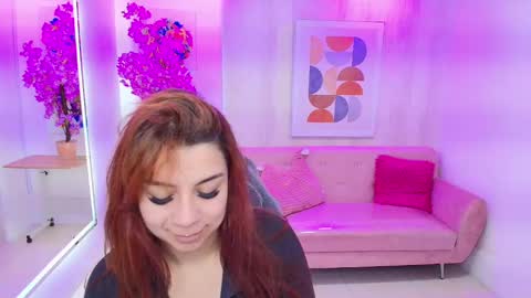 Snapshot of gabby_evanns chatting on 10-18-25, 11:33 gabby_evanns online show from 10-18-25, 11:33