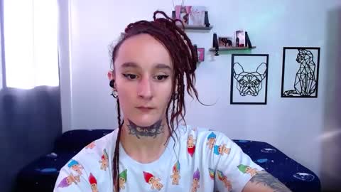 Snapshot of gabby_moon09 chatting on 10-14-25, 12:28 gabby_moon09 online show from 10-14-25, 12:28