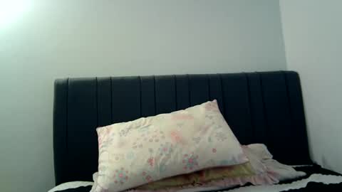 Snapshot of gabby_stone32 chatting on 09-29-25, 07:08 gabby online show from 09-29-25, 07:08