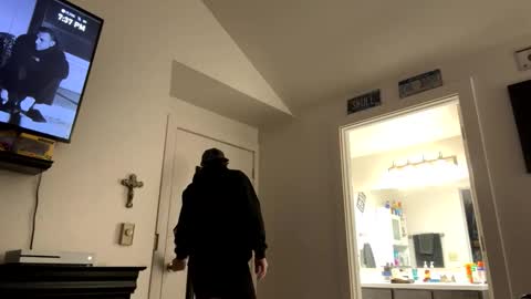 Snapshot of gabed72 chatting on 02-03-26, 03:37 Gabe online show from 02-03-26, 03:37