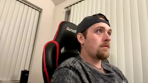 Snapshot of gabed72 chatting on 03-06-26, 05:15 Gabe online show from 03-06-26, 05:15