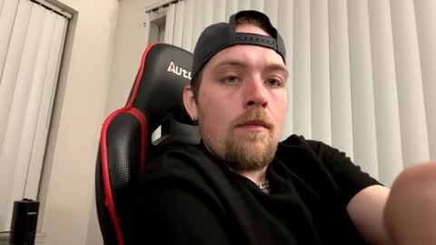 Snapshot of gabed72 chatting on 03-10-26, 01:27 Gabe online show from 03-10-26, 01:27