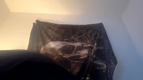 yeeah online show from 01-01-25, 11:49