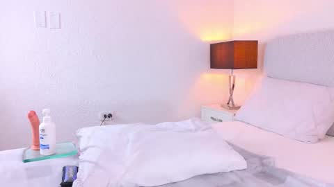 gabi_w online show from 10-23-25, 03:50