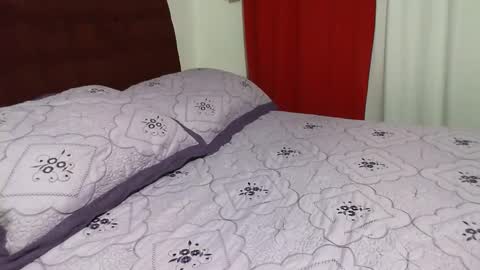 gaby  layla online show from 11-19-25, 12:43