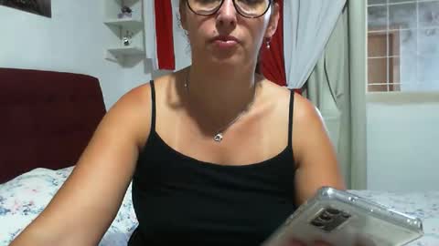 gaby  layla online show from 04-04-26, 08:50