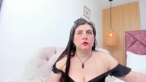 Gabriela. online show from 04-22-26, 12:39