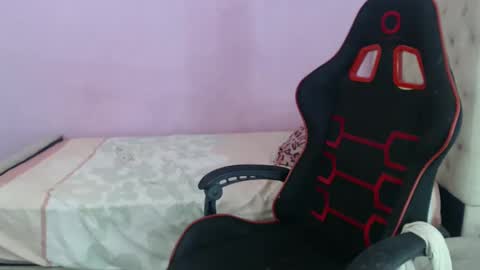 G A B R I E L A I S B A C K.  online show from 02-17-25, 12:54