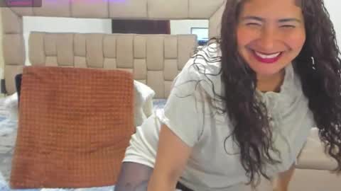 gabriela ponce online show from 11-12-25, 12:11