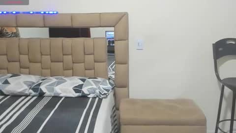 gabriela ponce online show from 11-25-25, 09:15