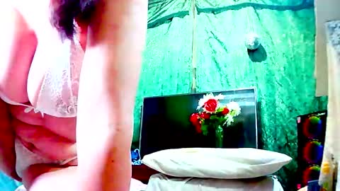 Gabriella Lopez online show from 10-06-25, 06:38