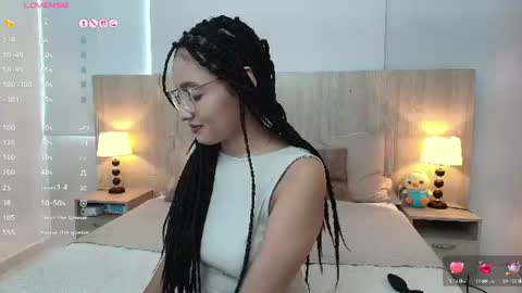 Gabriela Vargas online show from 06-12-26, 08:08