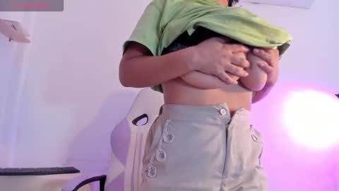 gabrielaa_miller_ online show from 11-20-25, 08:19