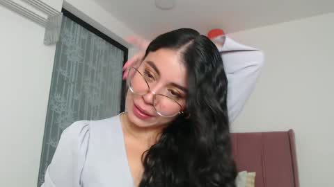 GabrielaRossa online show from 01-13-25, 12:45