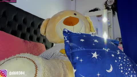 Sara   online show from 03-01-25, 04:26