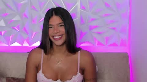 Gabriela  online show from 10-17-25, 01:20